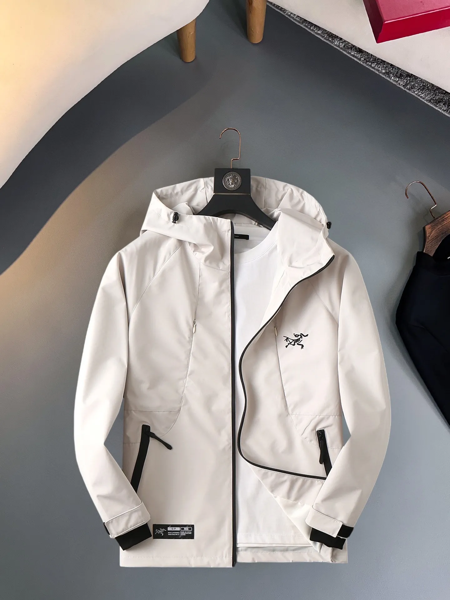Same Style， ， 2026 New Arrival ， Original Premium Breathable ， ， ， Quality。 ， Sizes：M～3XL，